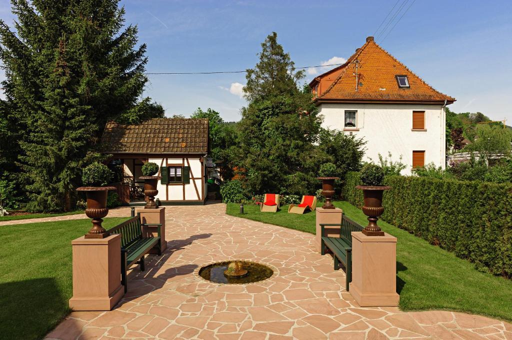 Boutique Hotel Bundschuh 3 Sterne Superior Lohr am Main Exterior photo